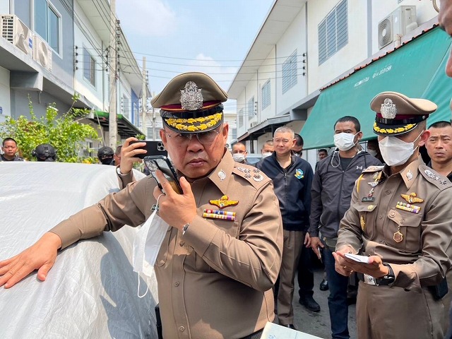 発砲、立てこもりのタイ警官 撃たれ死亡、大麻陽性反応 | newsclip.be