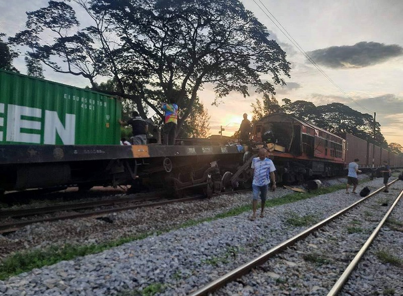 タイ西部で貨物列車が衝突脱線、3人けが | newsclip.be